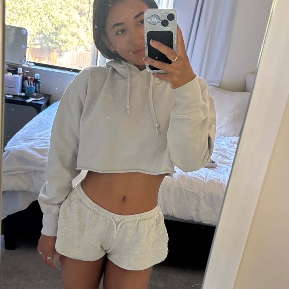 Forever 21 Off-White Cropped Hoodie